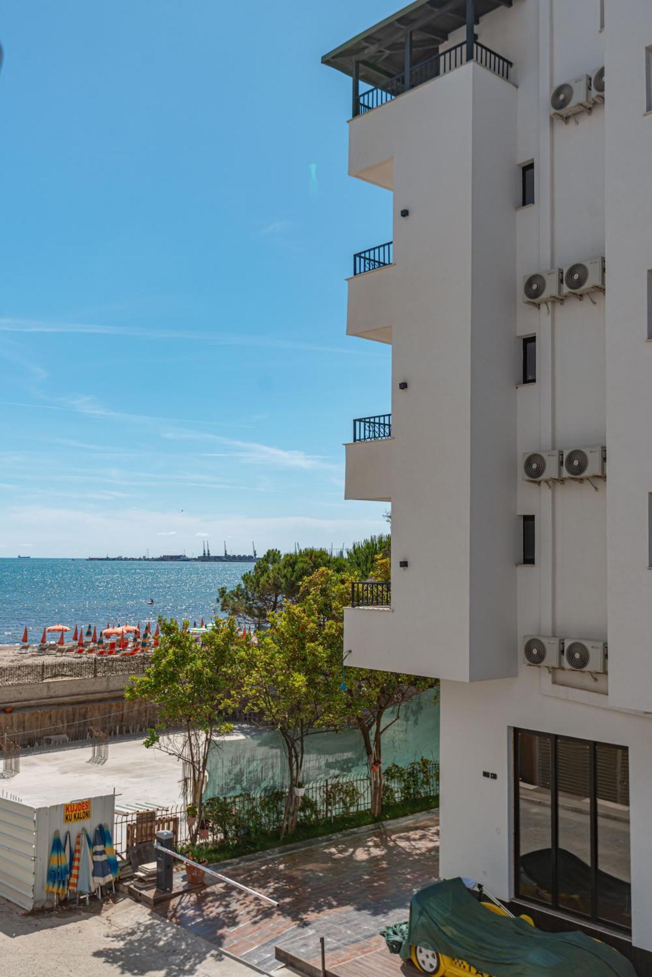 Vila Al2 Durres